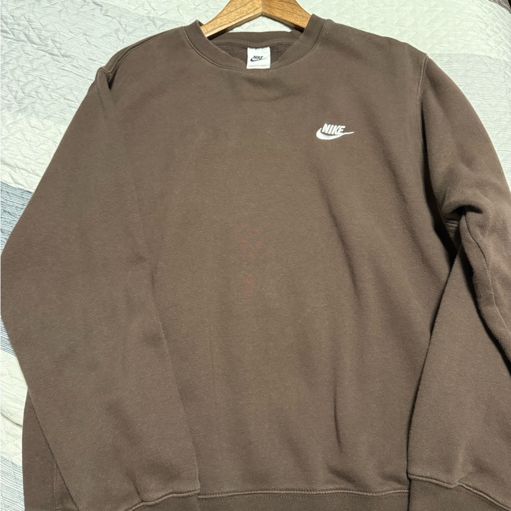 Nike Men's Brown Crewneck Sweatshirt